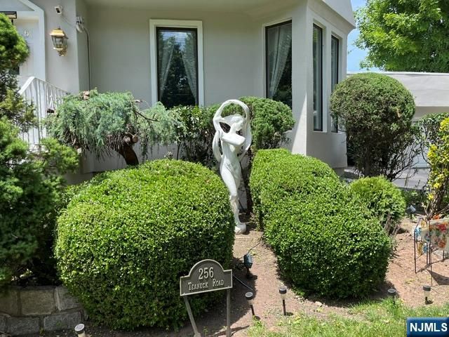 256 Teaneck Road, Ridgefield Park, NJ 07660