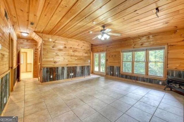 300 Chapman Lane, Blairsville, GA 30512