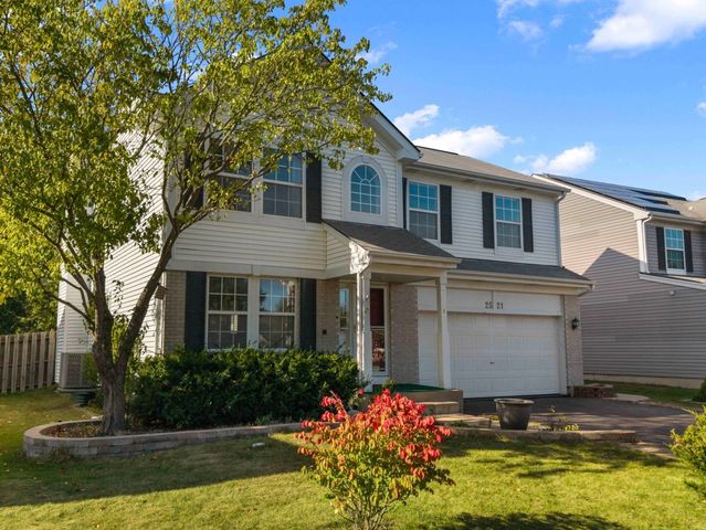 2521 WATERFORD Lane, Lake In The Hills, IL 60156