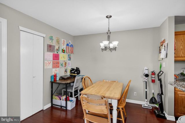 1105 AUGUSTA CIR, Mount Laurel, NJ 08054