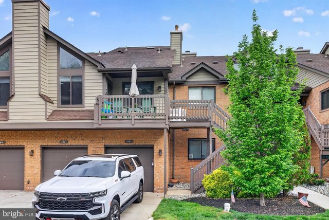 1105 AUGUSTA CIR, Mount Laurel, NJ 08054