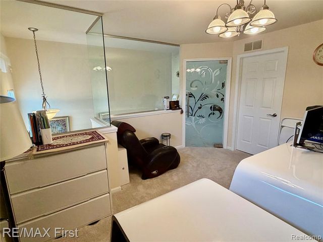 29541 Woodpark Circle, Warren, MI 48092
