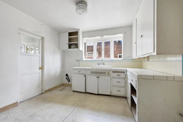 822 Valley View Road, South Pasadena, CA 91030