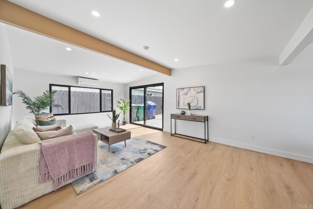 5535 Norwich Street, San Diego, CA 92117