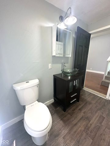 2105 Arrow Avenue, Anderson, IN 46016