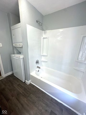 2105 Arrow Avenue, Anderson, IN 46016