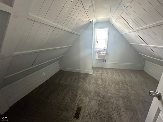 2105 Arrow Avenue, Anderson, IN 46016