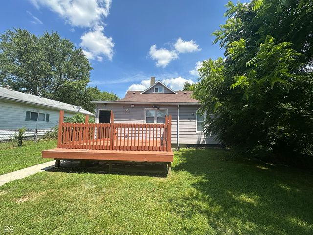 2105 Arrow Avenue, Anderson, IN 46016