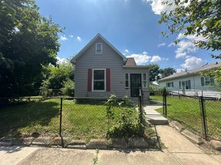 2105 Arrow Avenue, Anderson, IN 46016