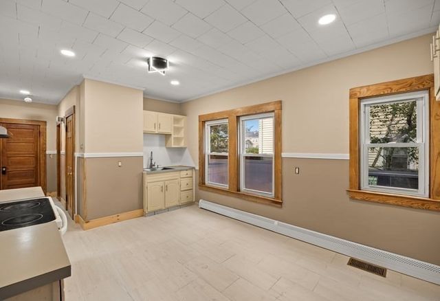 227 Dover St, Brockton, MA 02301