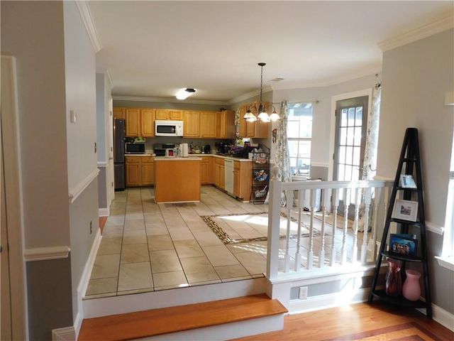 1800 Tuftstown Court, Snellville, GA 30078