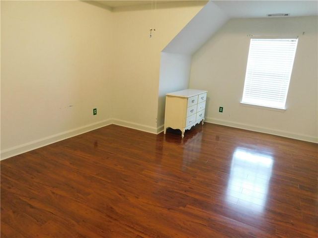 1800 Tuftstown Court, Snellville, GA 30078