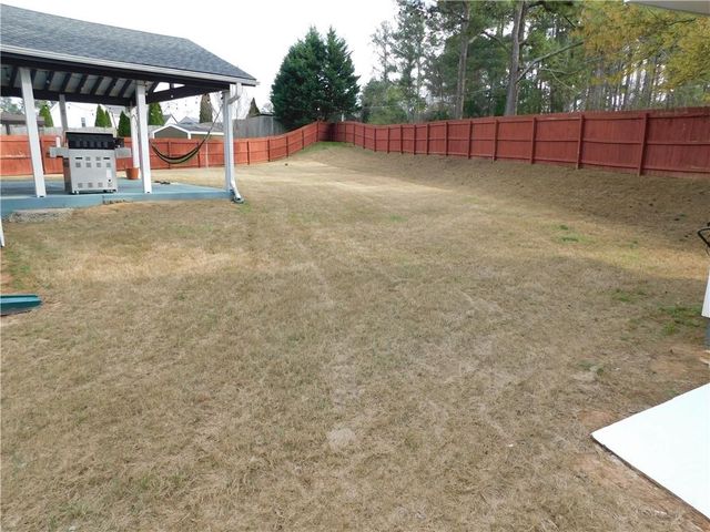 1800 Tuftstown Court, Snellville, GA 30078