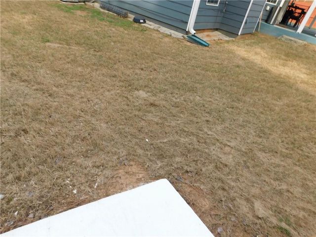 1800 Tuftstown Court, Snellville, GA 30078