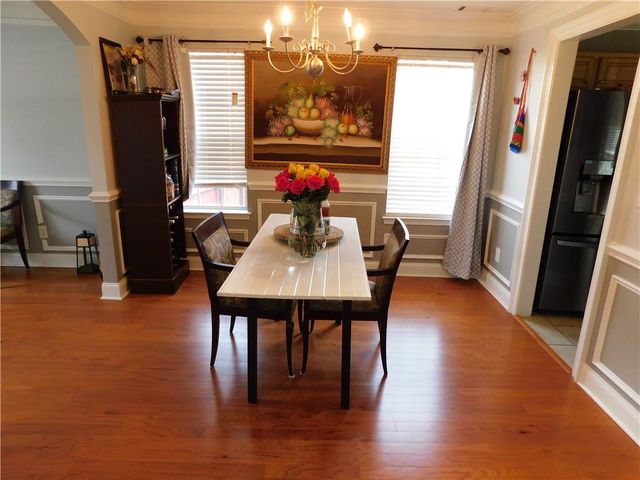 1800 Tuftstown Court, Snellville, GA 30078