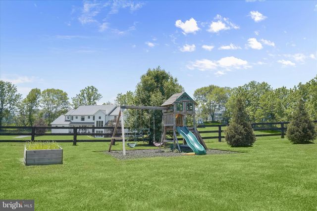16683 MANDILEIGH LN, Hamilton, VA 20158