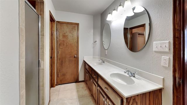2212 NW 157th Terrace, Edmond, OK 73013