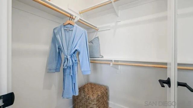319 Honeysuckle, Oceanside, CA 92057