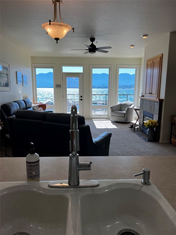 Image 12 of property listing at 100 Rocky Point Road D11, Polson, MT 59860