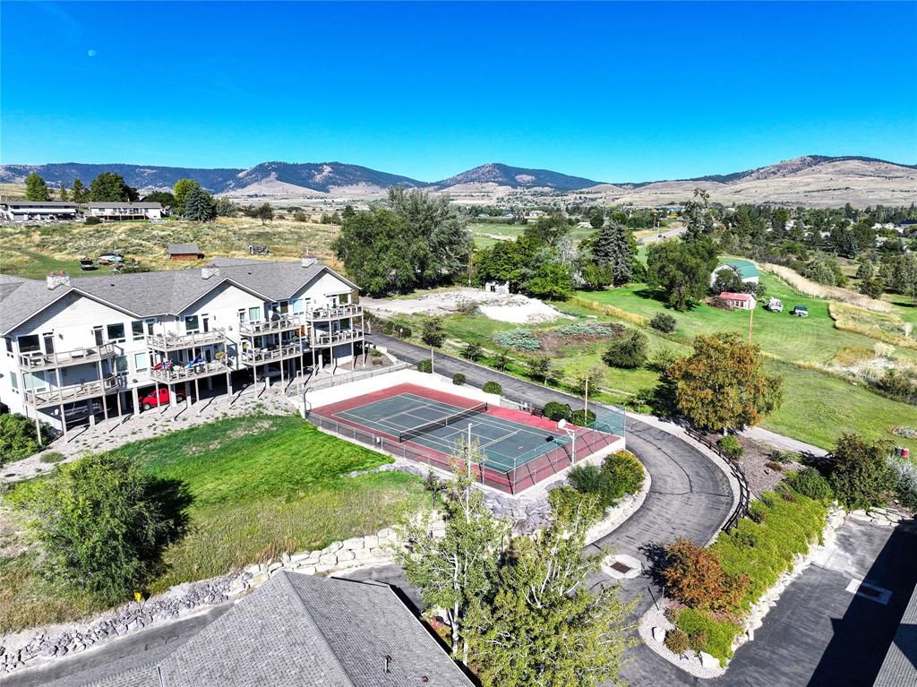 Image 33 of property listing at 100 Rocky Point Road D11, Polson, MT 59860