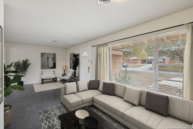 4627 Allegheny Dr, San Antonio, TX 78229