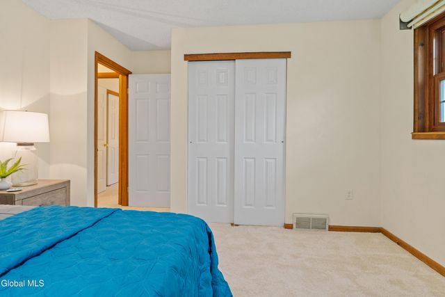 3 Van Brummel Lane, Milton, NY 12020