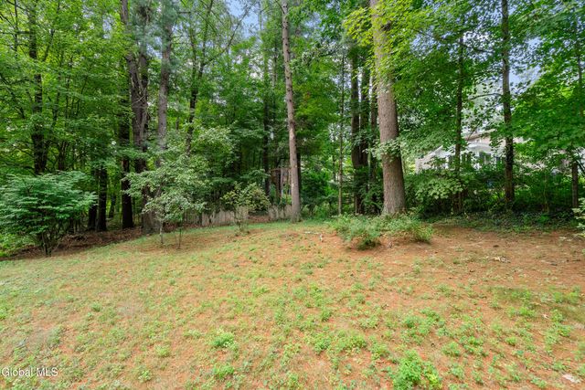 3 Van Brummel Lane, Milton, NY 12020