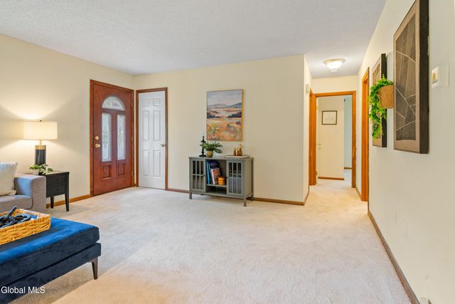 3 Van Brummel Lane, Milton, NY 12020