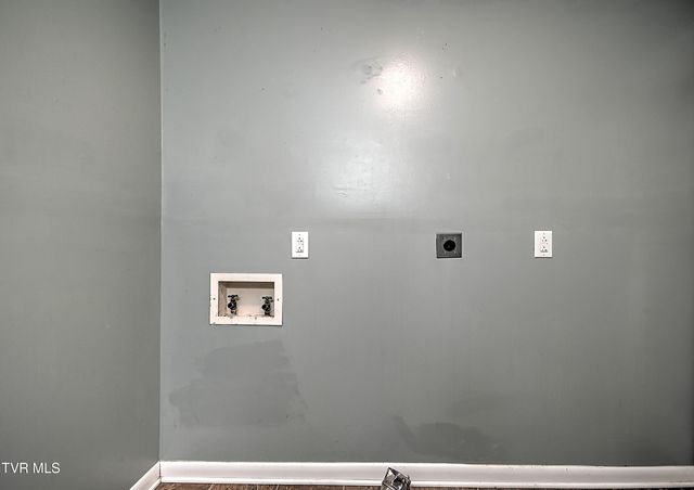 8796 Rich Valley Rd. Road, Bristol, VA 24202