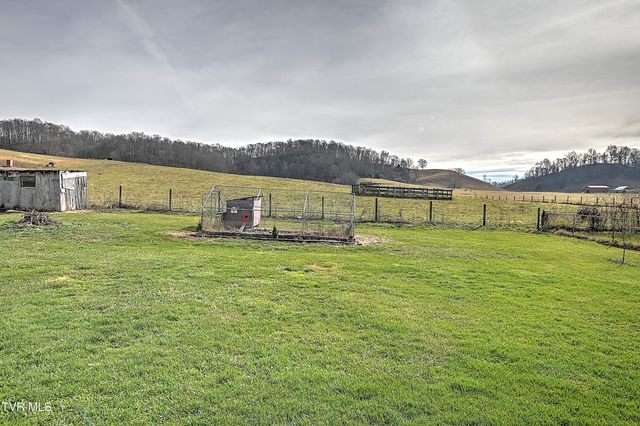 8796 Rich Valley Rd. Road, Bristol, VA 24202