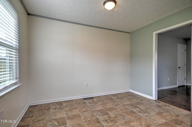 8796 Rich Valley Rd. Road, Bristol, VA 24202