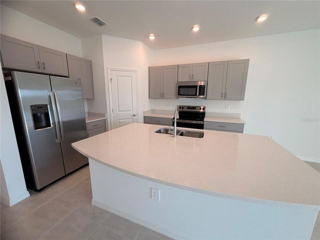 2212 PORTRAIT STREET, Kissimmee, FL 34758