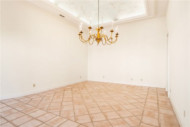 8414 Poinciana Place 30, Vero Beach, FL 32963