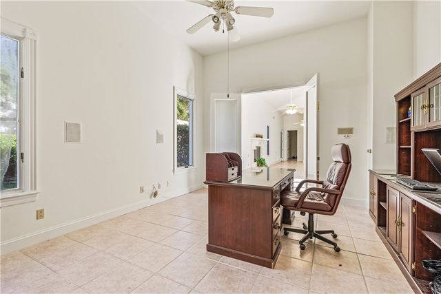 8414 Poinciana Place 30, Vero Beach, FL 32963