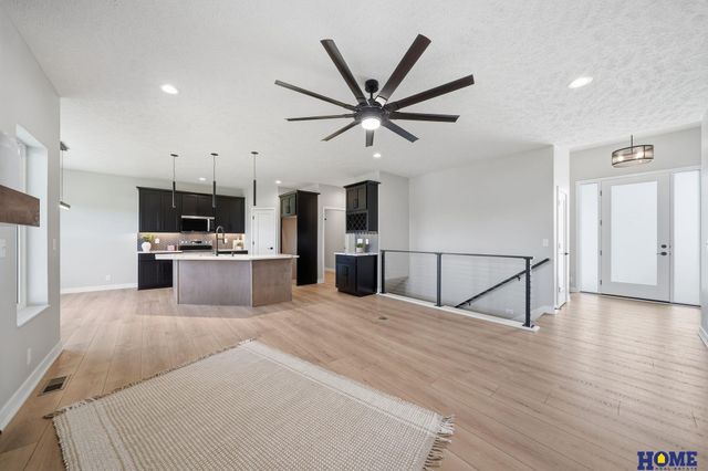 604 N 106th Street, Lincoln, NE 68527