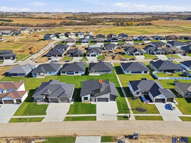 604 N 106th Street, Lincoln, NE 68527