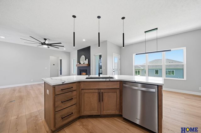 604 N 106th Street, Lincoln, NE 68527