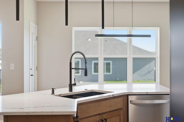 604 N 106th Street, Lincoln, NE 68527