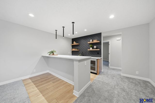 604 N 106th Street, Lincoln, NE 68527