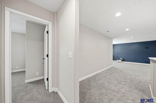 604 N 106th Street, Lincoln, NE 68527