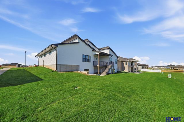 604 N 106th Street, Lincoln, NE 68527