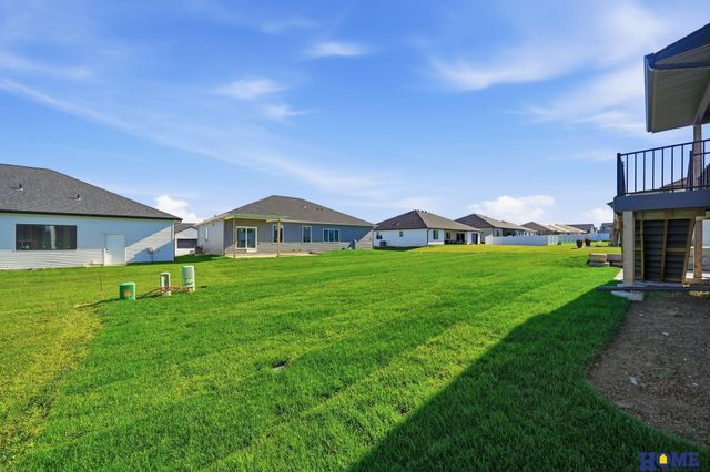 604 N 106th Street, Lincoln, NE 68527