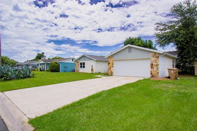 140 TULPAN DRIVE, Kissimmee, FL 34743