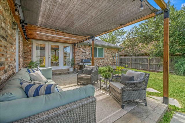 9217 Timber Knoll DR, College Station, TX 77845