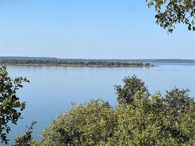 12127 Trailwood Drive, Whitney, TX 76692