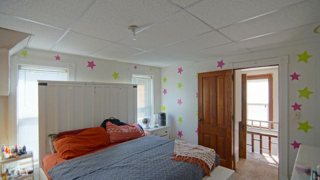 126 S East Street, Cassopolis, MI 49031