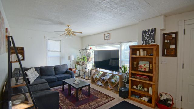 126 S East Street, Cassopolis, MI 49031