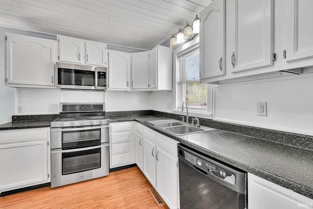 752 S Ironwood Drive, South Bend, IN 46615