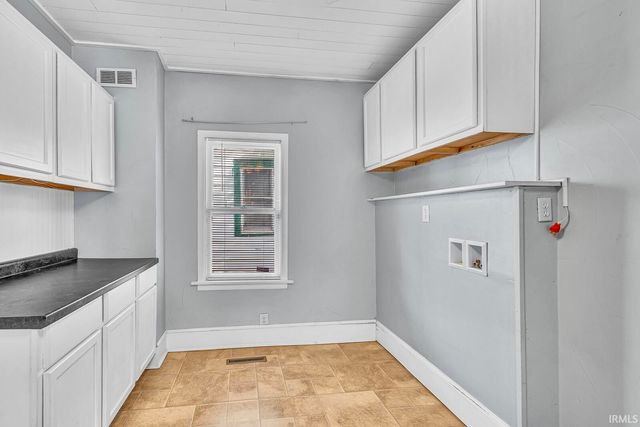 752 S Ironwood Drive, South Bend, IN 46615