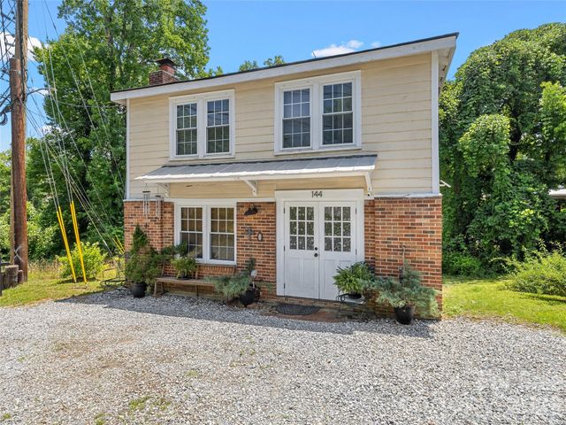 144 E Howard Street, Tryon, NC 28782